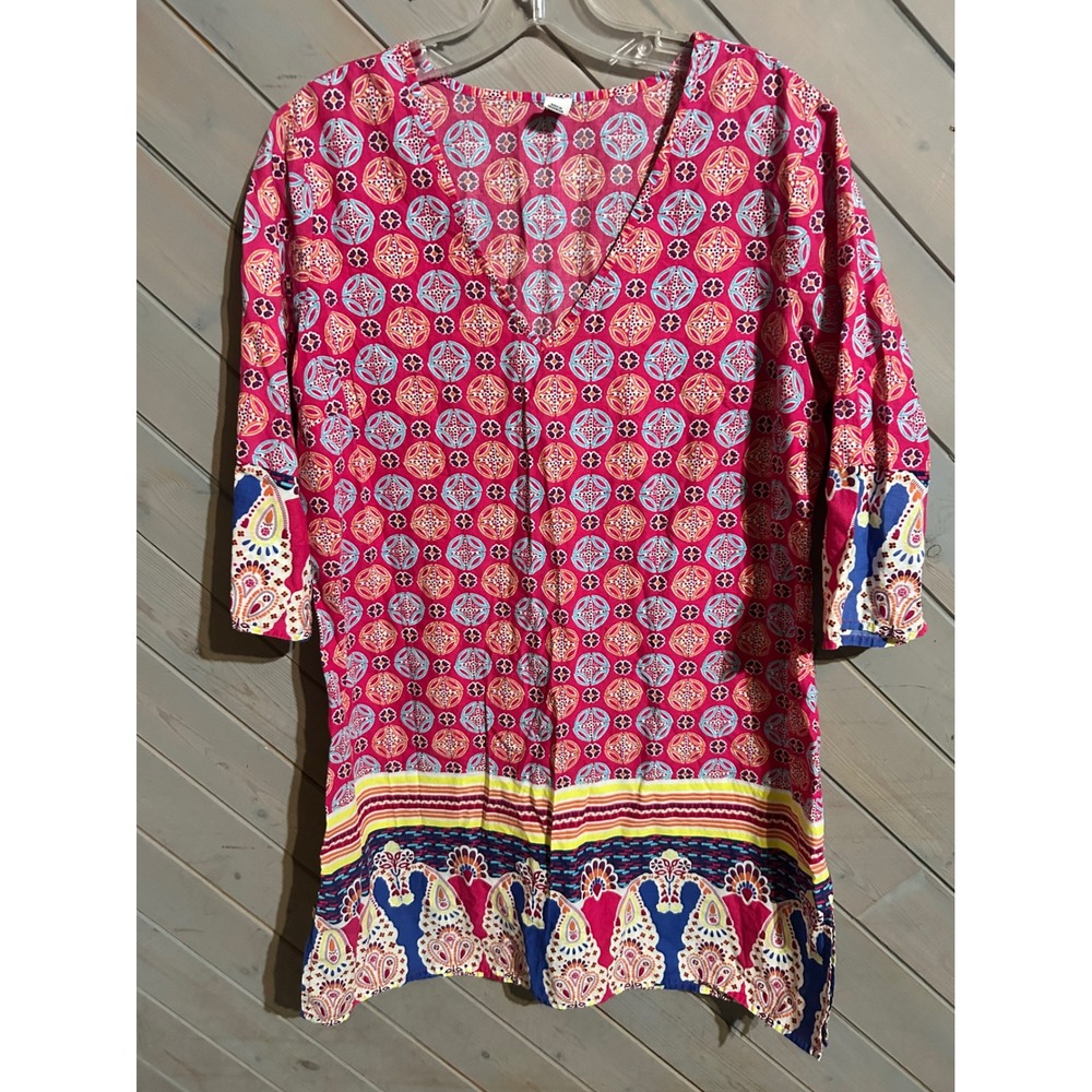 Old Navy Women's Tunic Top‎ V Neck 3/4 Sleeve Pink Paisley Medallion